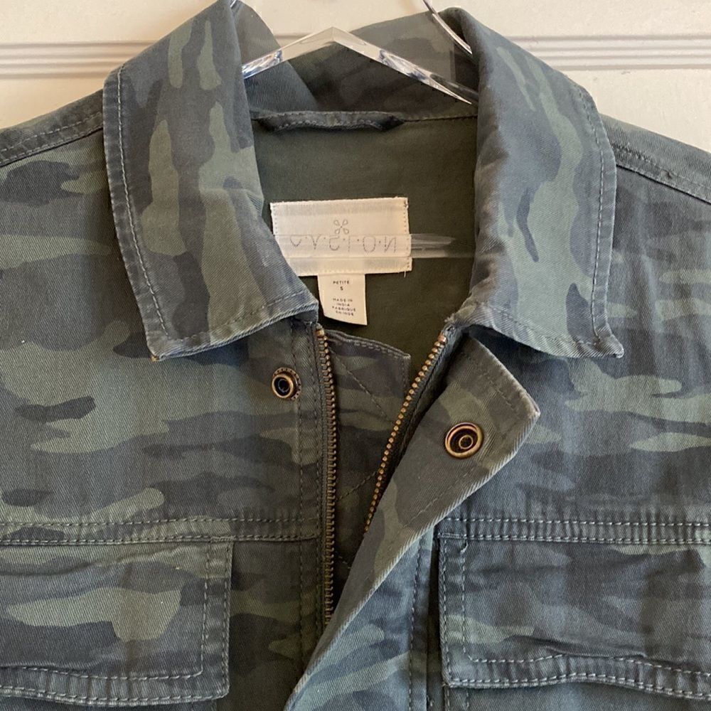 Caslon Nordstrom Camo Green Utility Jacket Zip Snap Closure Size S Petite - Picture 4 of 11